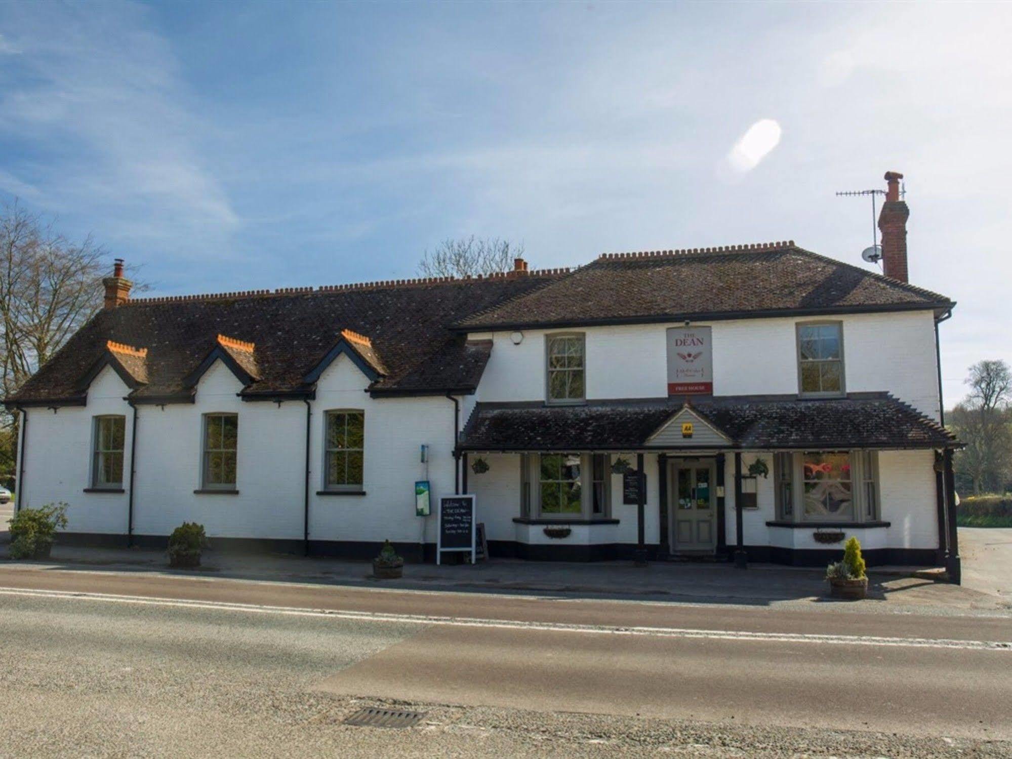 The Dean Ale & Cider House Hotel Chichester Buitenkant foto